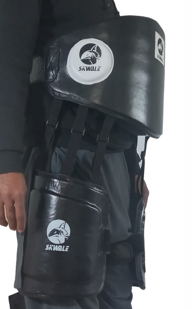 Plastron + Protège-cuisses T100 - Noir